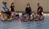 sportclub grenzeloos bewegen zeeland h1 voor het begin van de rolstoelhockey wedstrijd sportclub grenzeloos bewegen zeeland h1 voor het begin van de rolstoelhockey wedstrijd